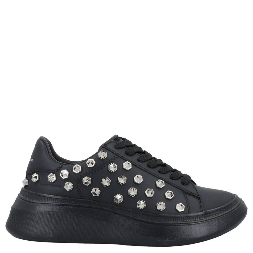 Leather sneakers with studs.